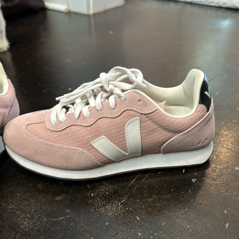 Veja Rio Branco Sneakers